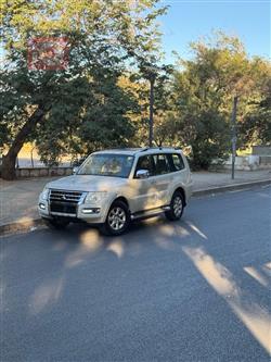 میتسوبیشی پاجیرۆ